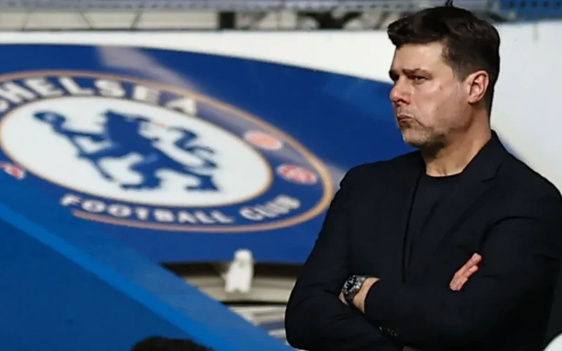 انتقادات لاذعة تلاحق ماوريسيو بوكيتينو بعد تصريحاته المثيرة للجدل في المؤتمر الصحفي